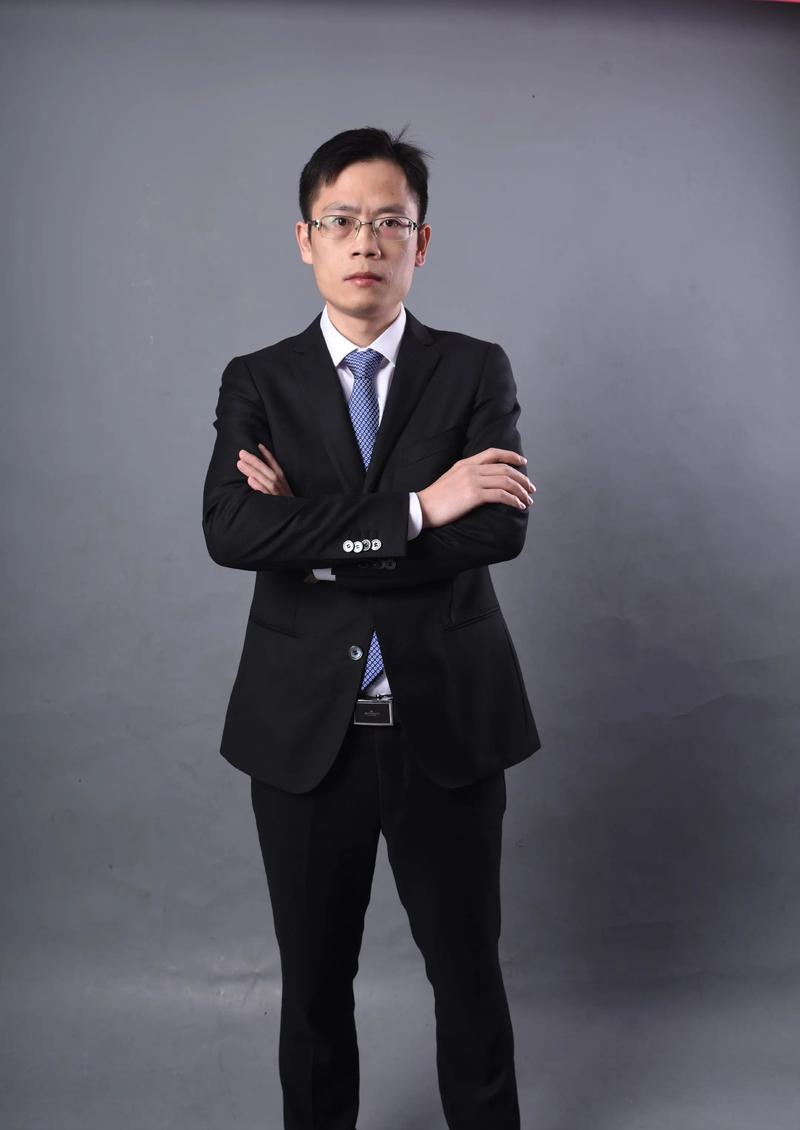 李建勇品牌视觉系统总监